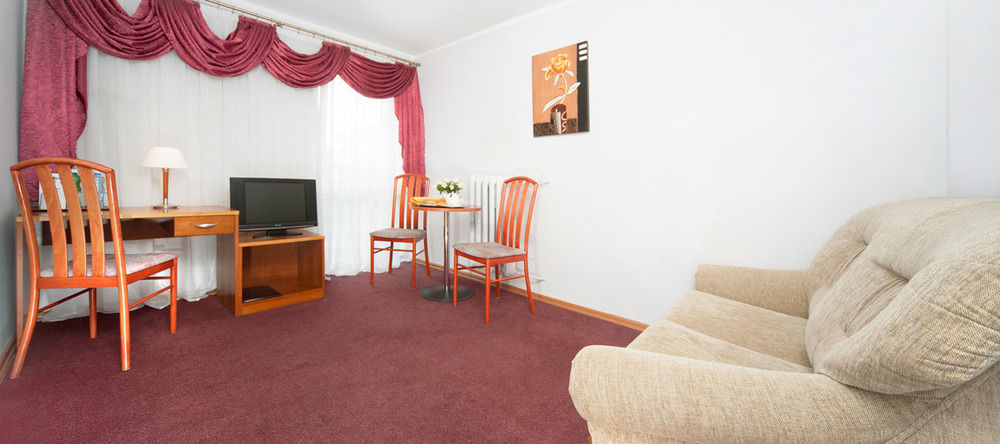 Hotel Gromada Ломжа Екстер'єр фото