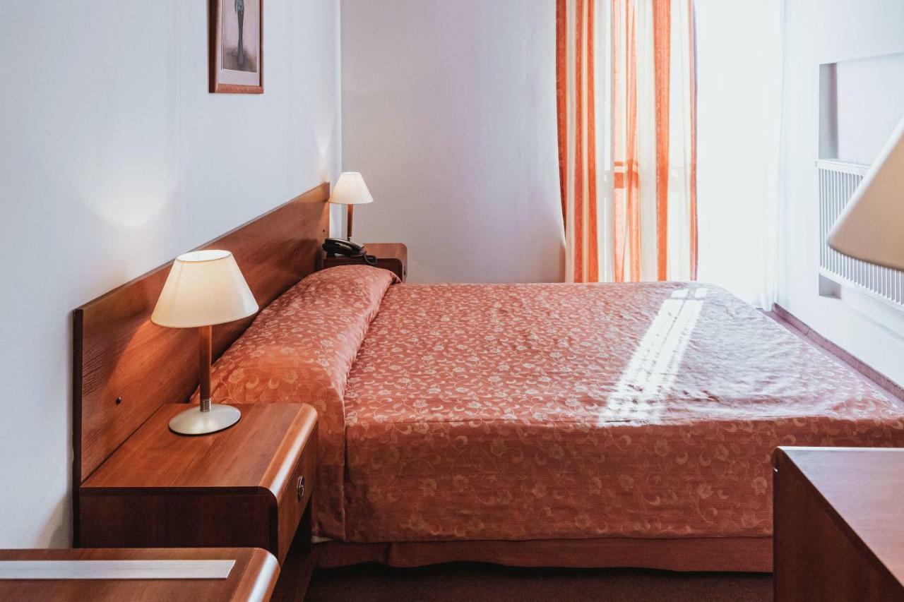 Hotel Gromada Ломжа Екстер'єр фото
